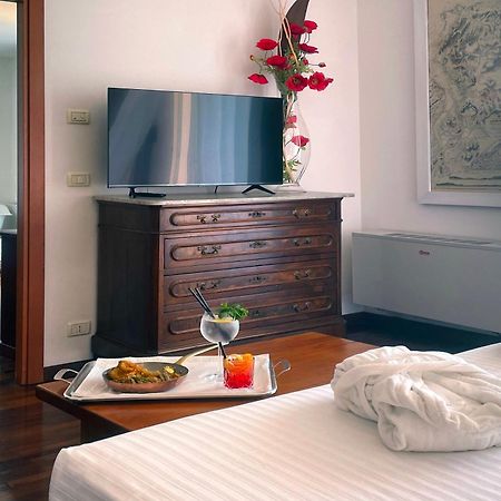 Hotel Claudio Bergeggi Luaran gambar