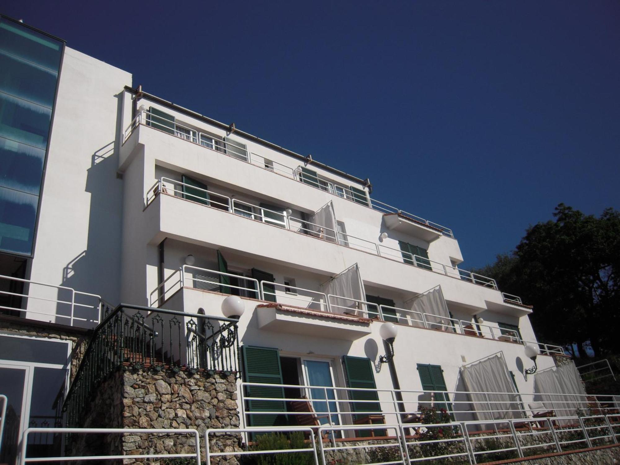 Hotel Claudio Bergeggi Luaran gambar