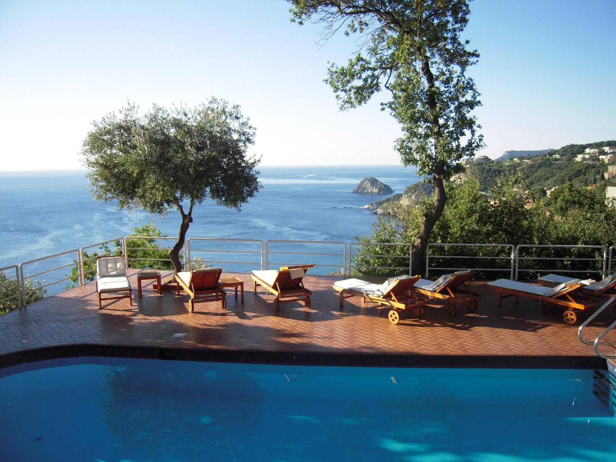 Hotel Claudio Bergeggi Luaran gambar
